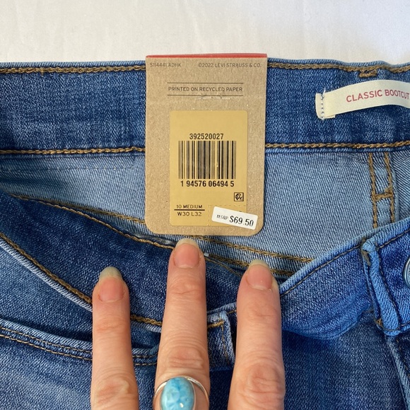 NWT Levi’s Classic Bootcut Jeans - Picture 6 of 15